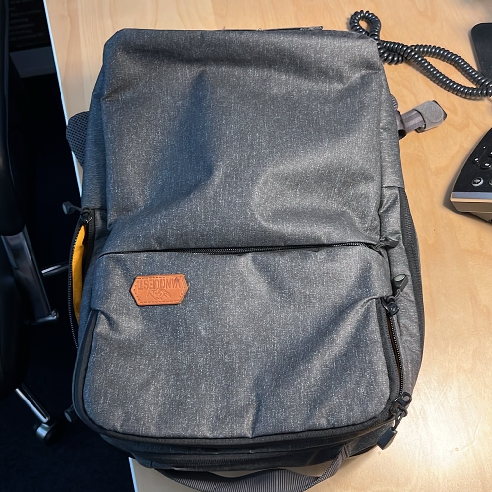 Van quest backpack